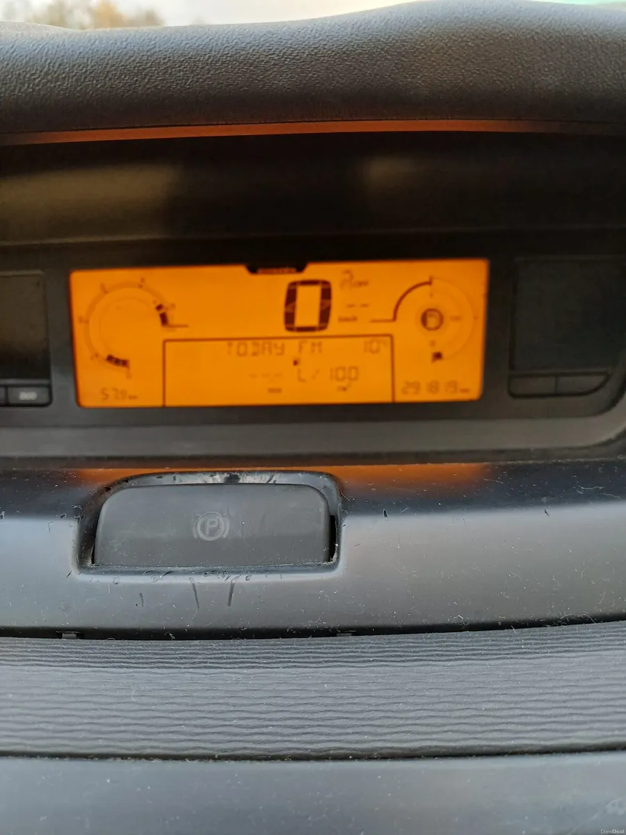 2010 CITROEN C4 PICASSO NCT 29/09/26 BARGAIN - Image 2