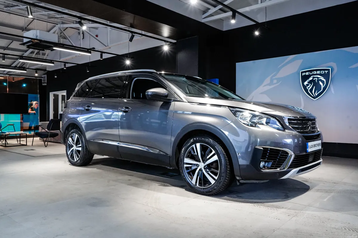 2019 Peugeot 5008 Allure 1.5 BlueHDi 130bhp Auto