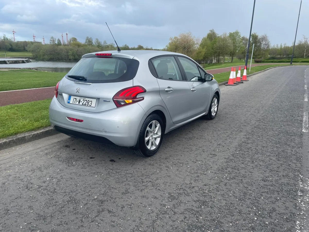 Peugeot 208 1.2 NCT 3/27 TAX 10/26 MINT CONDITION - Image 2