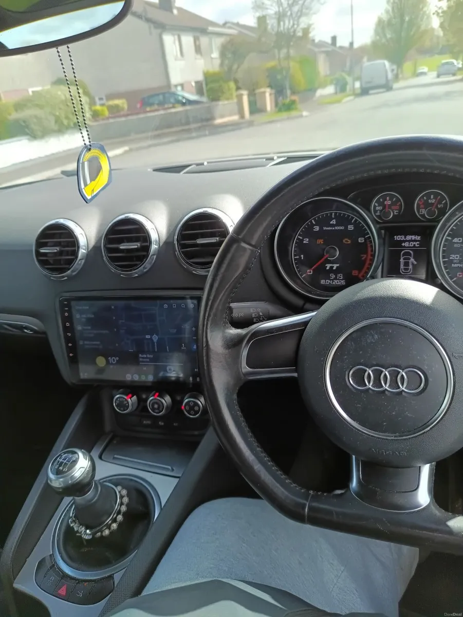 Audi TT 2013 - Image 2