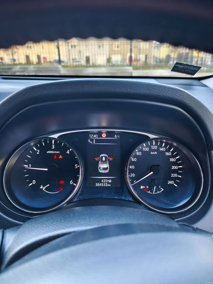 7 seater Nissan X-Trail 2016 NCT 25/03/2027 - Image 4