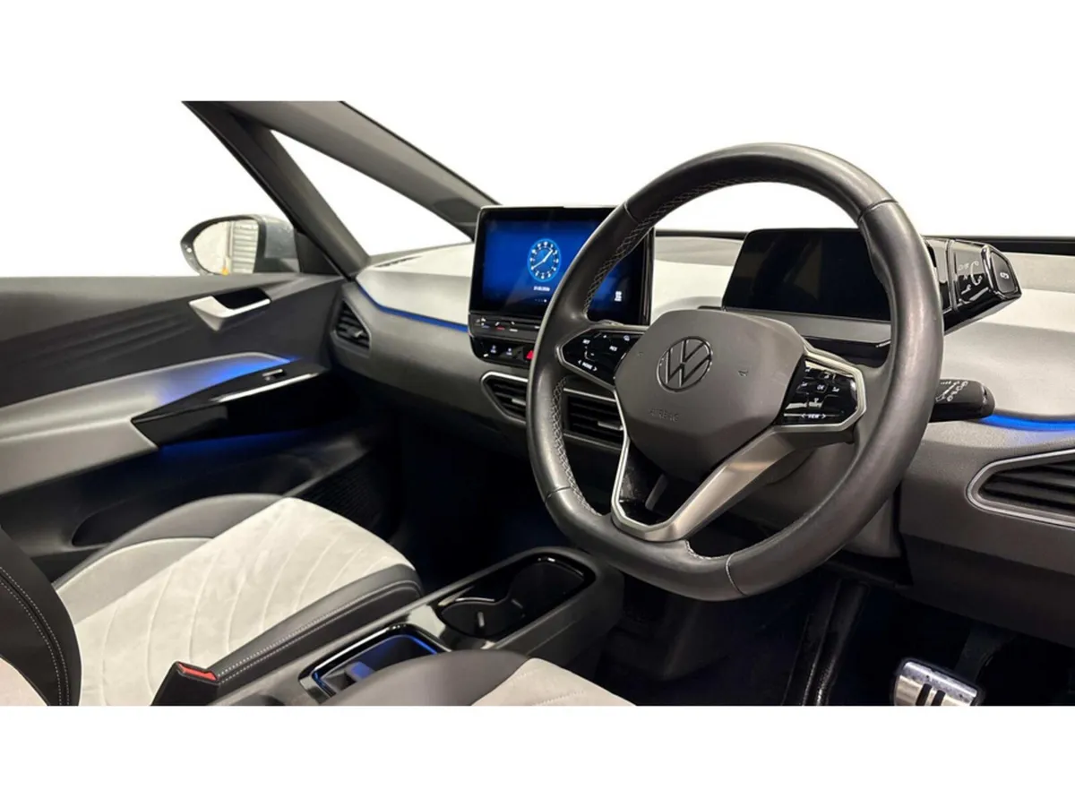 2023 Volkswagen ID.3 FAMILY - Image 4