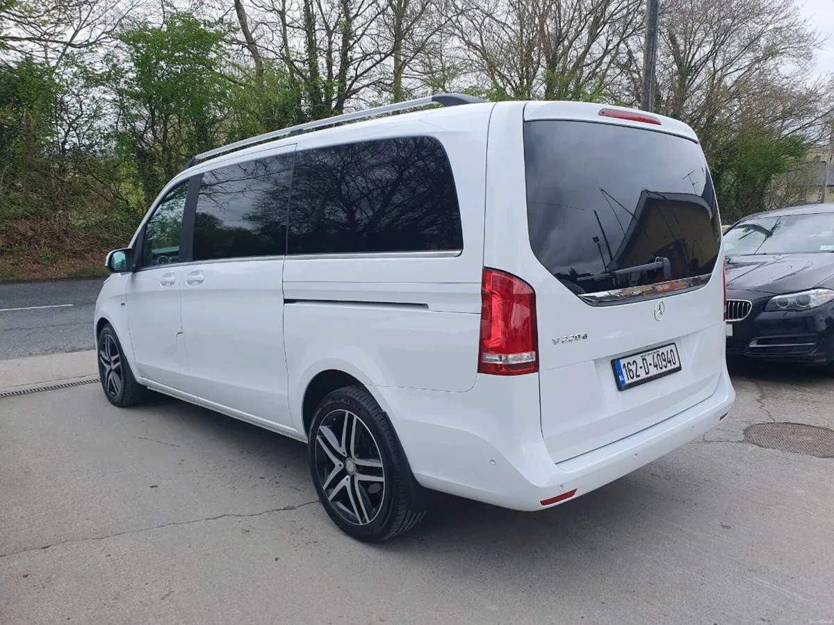 Mercedes V220 Avantgarde sport long(tiny miles) - Image 3