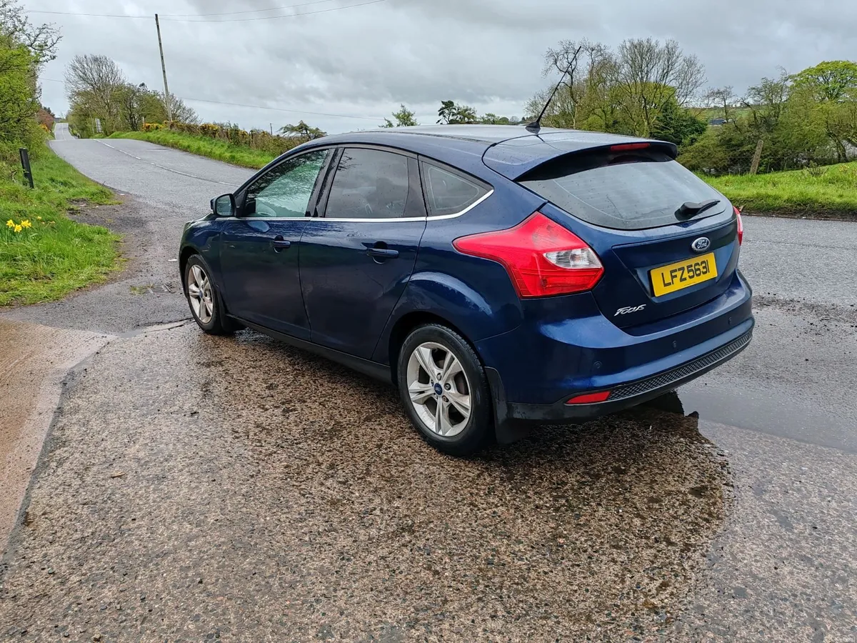 Ford Focus 2012 - Image 3