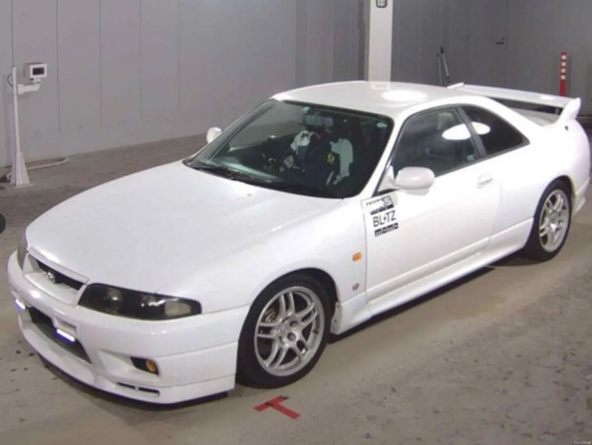 🇯🇵 Nissan Skyline GT-R V-Spec – White - Image 3