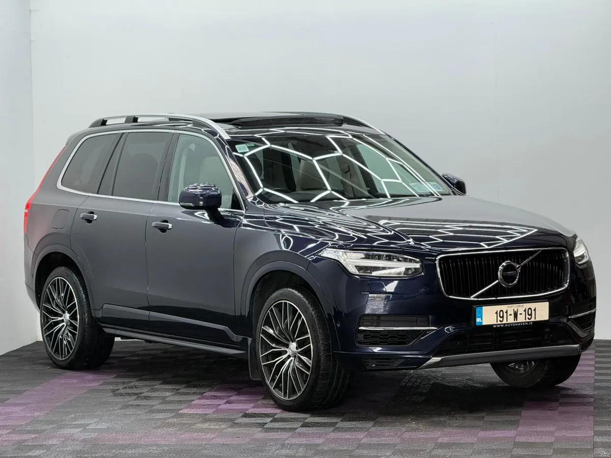 2019 Volvo XC90 PHEV Momentum, 7 seater - Image 1