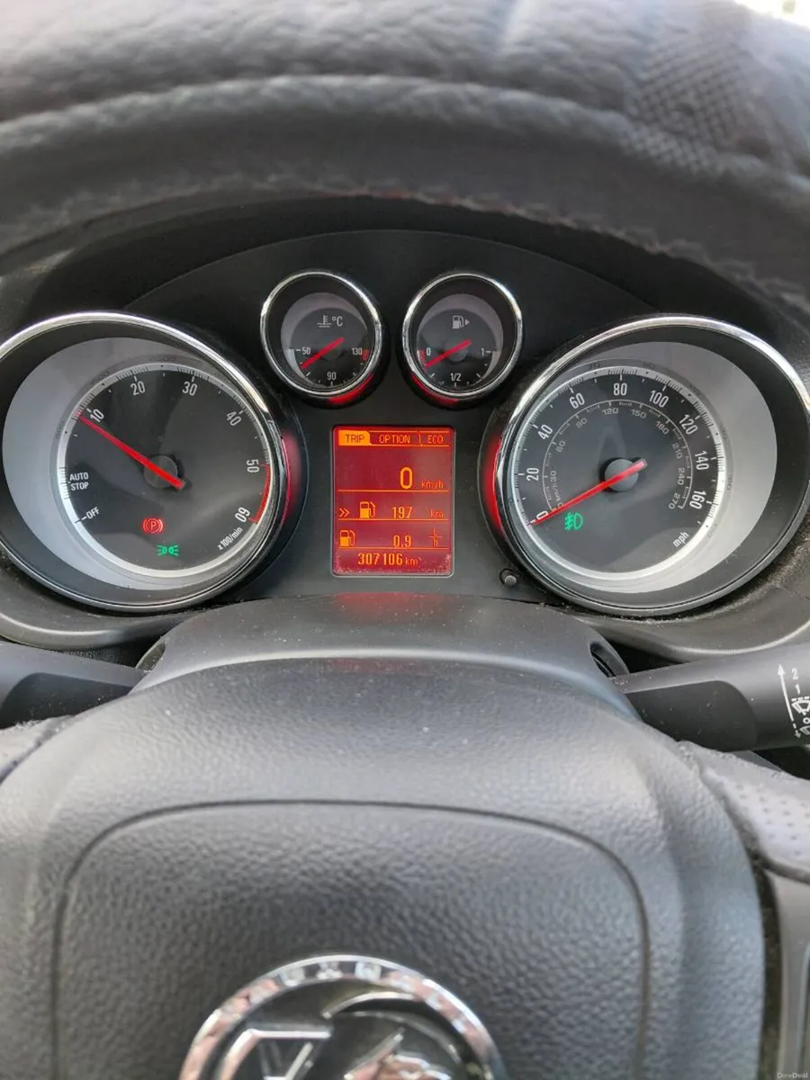 Vauxhall insignia 2.0 diesel - Image 4
