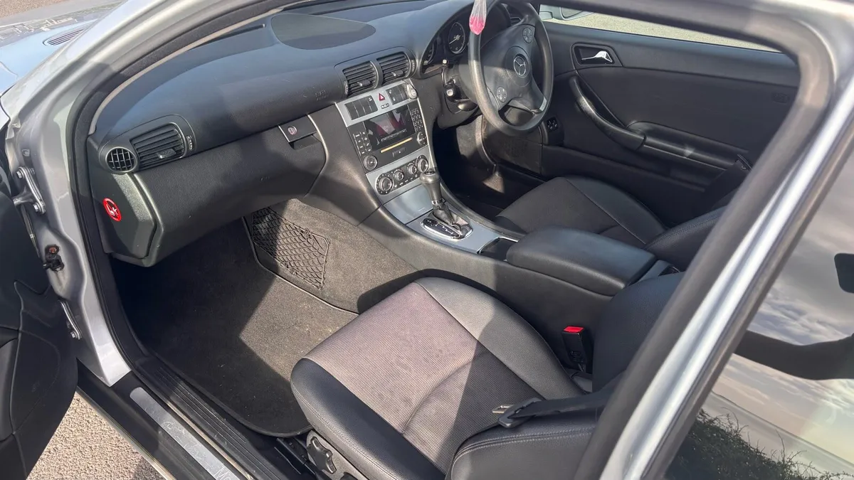 Mercedes C class - Image 4