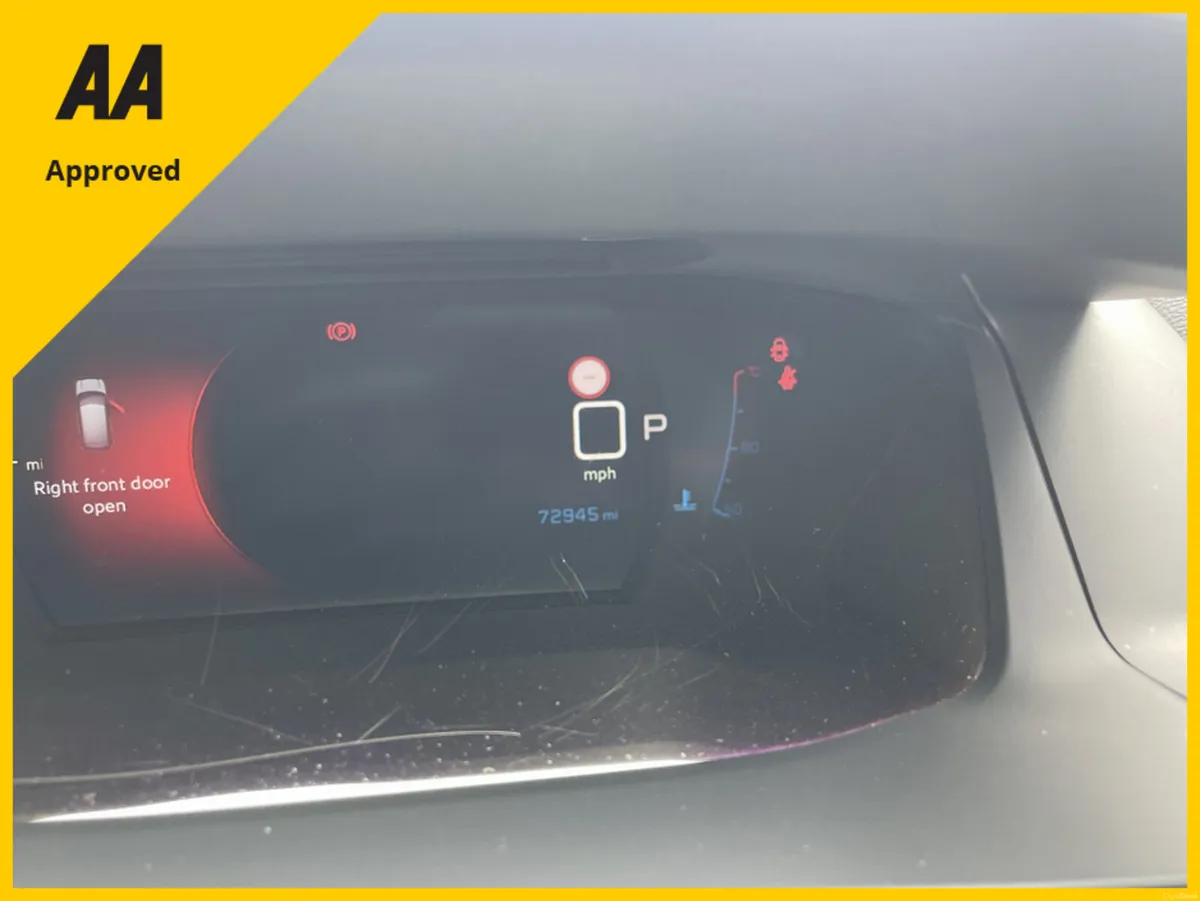 Peugeot 208 Auto ALLURE PREMIUM + PTCH PURETECH PL - Image 2