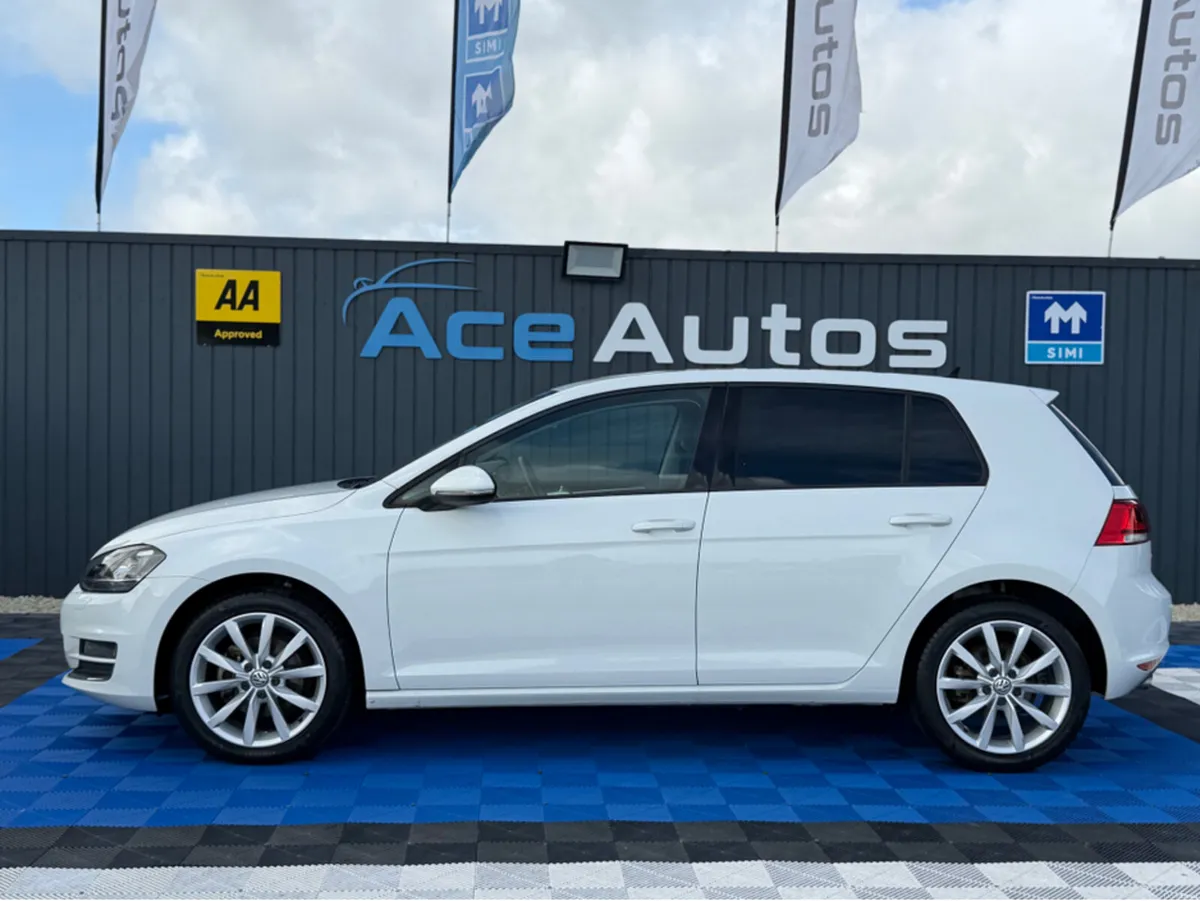 Volkswagen Golf HIGHLINE PREMIUM - 1.4 PETROL - AU - Image 4