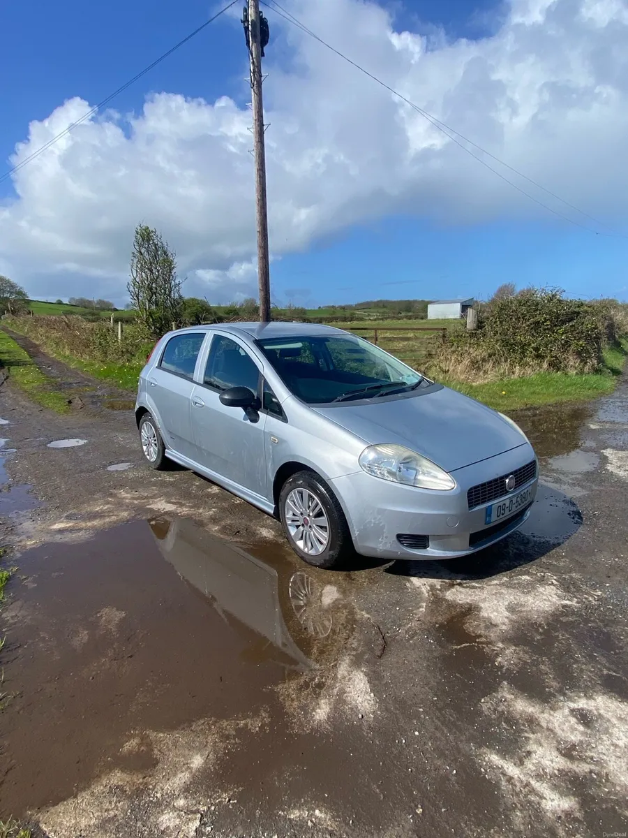 2009 Fiat Punto * TAX & NEW NCT* - Image 1