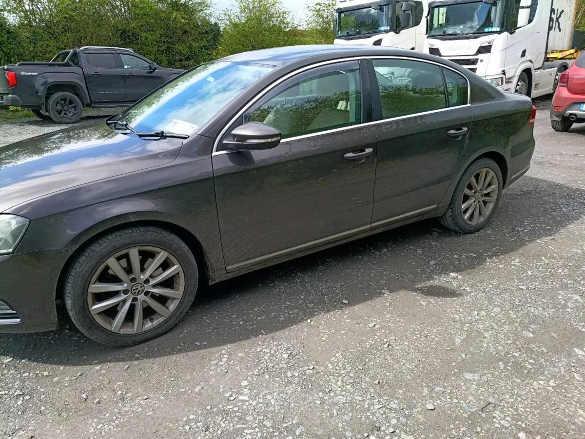 VW Passat - Image 2