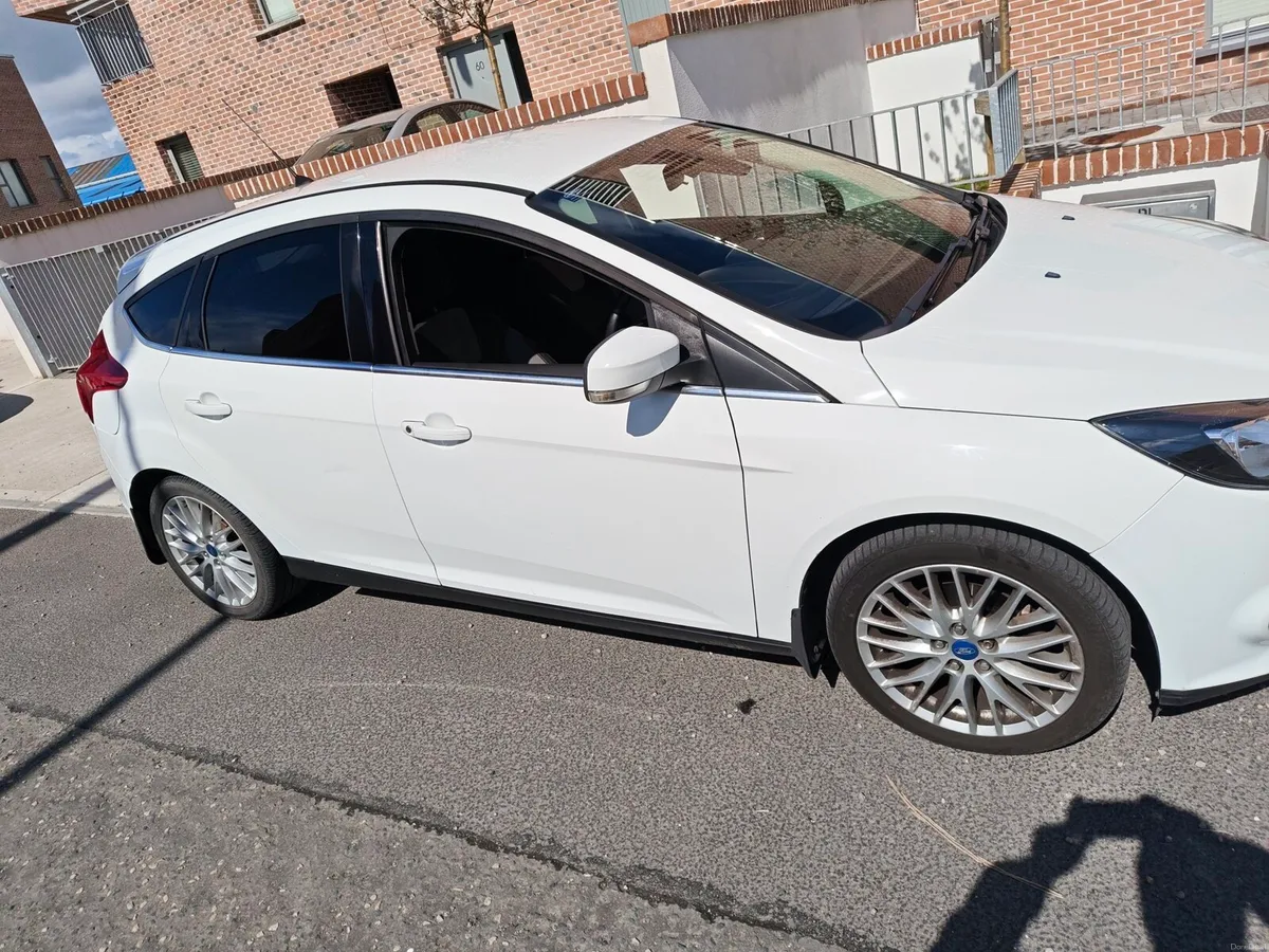 Ford Focus - Image 2
