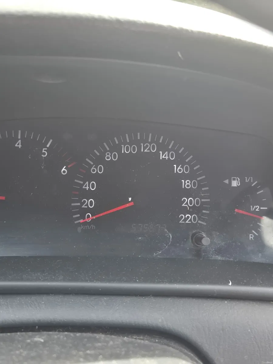 Toyota Corolla 2005 - Image 1