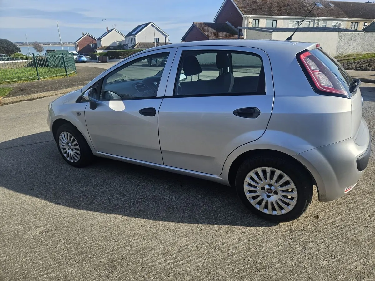 2010 Fiat Punto 1.2 ACTIVE- LOW KMS- NEW NCT - Image 4
