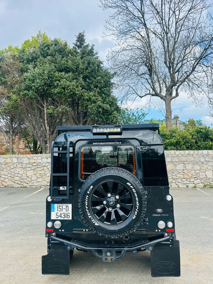 Land Rover Defender 90 - Urban Truck - Low mileage - Image 3