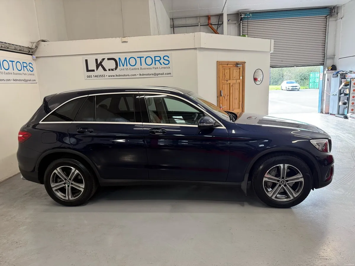 Mercedes GLC 220D/4Matic 2019/call 0851463553 - Image 4