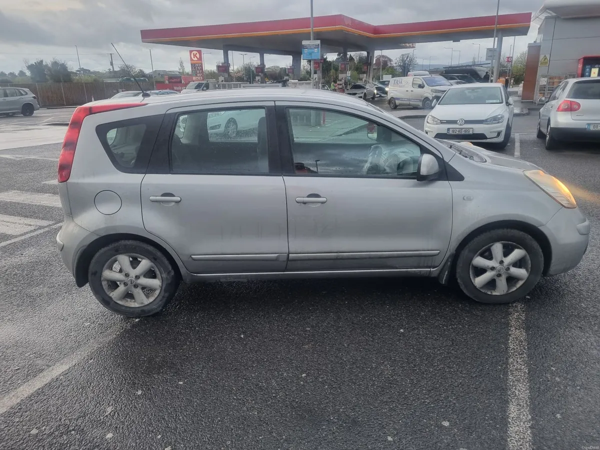 Nissan Note 2010 1.4 petrol 293km - Image 3