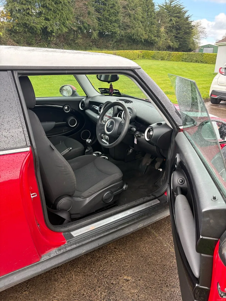 Mini Cooper - Image 4