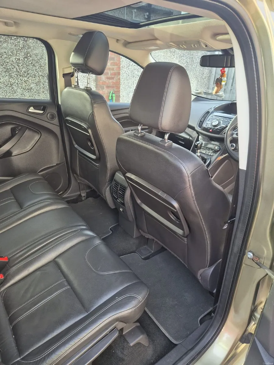 Ford Kuga 2015 - Image 4