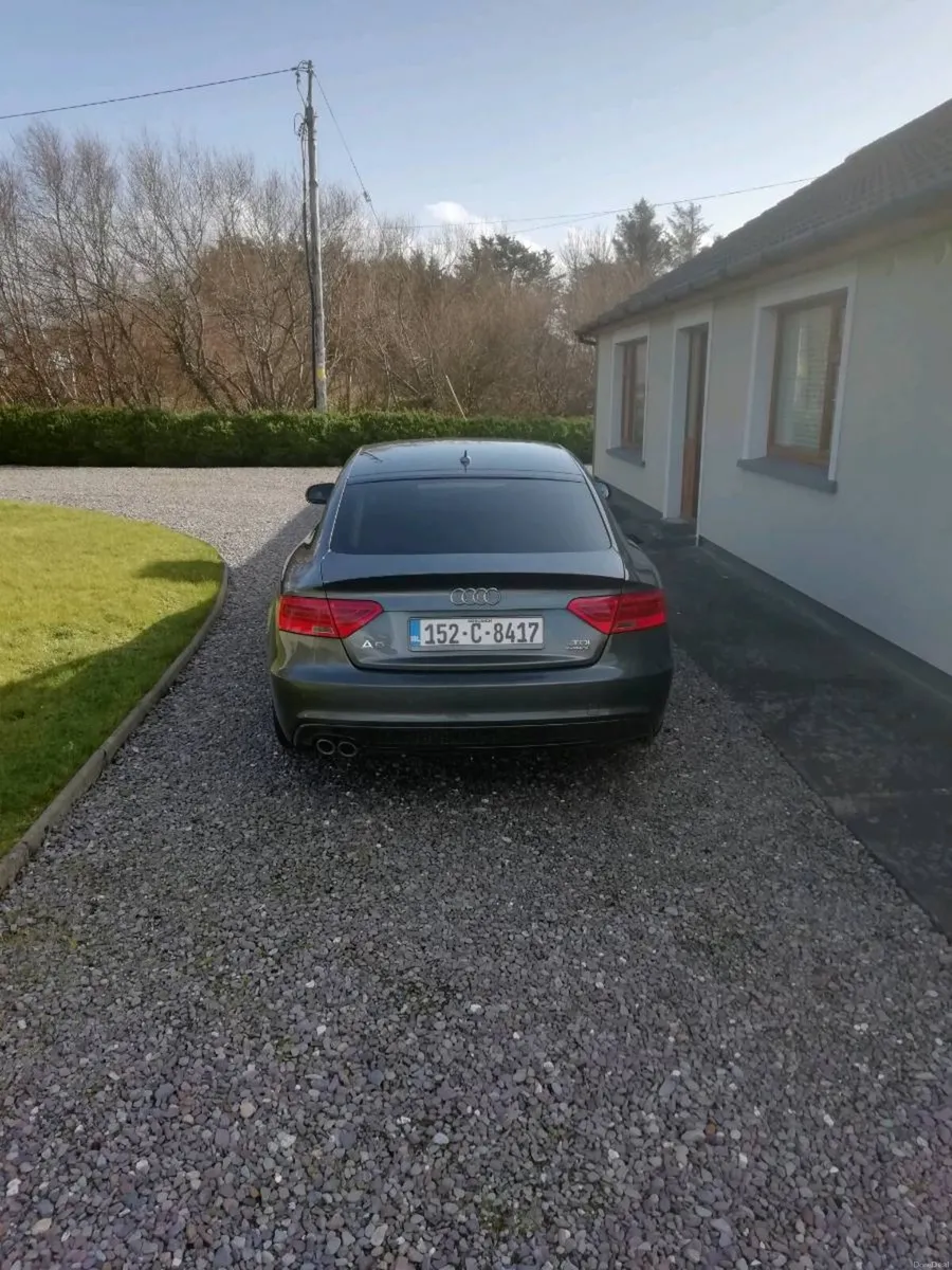 Audi A5 S-line quattro black edition plus - Image 3