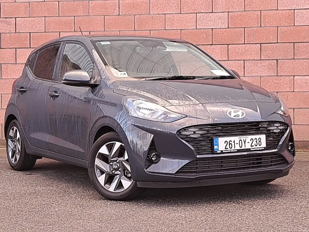 Hyundai i10 Deluxe Plus 1.0 Petrol - Image 1