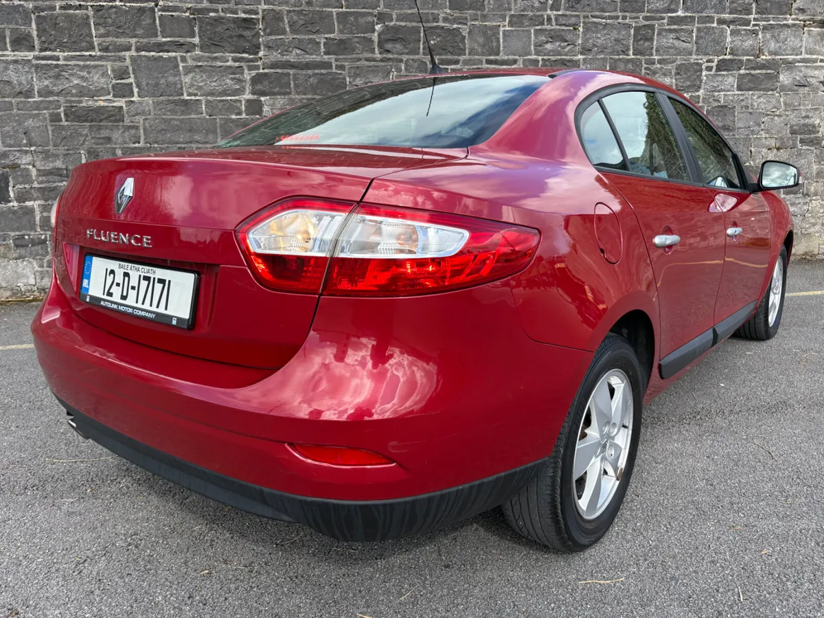 Renault Fluence LOW KMS! AUTO!! NEW NCT!! - Image 4