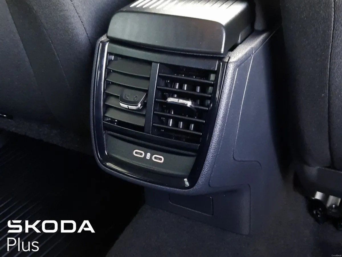 Skoda Kamiq **LIKE NEW**PARKING PACK**SEL 1.0TSI 1 - Image 4