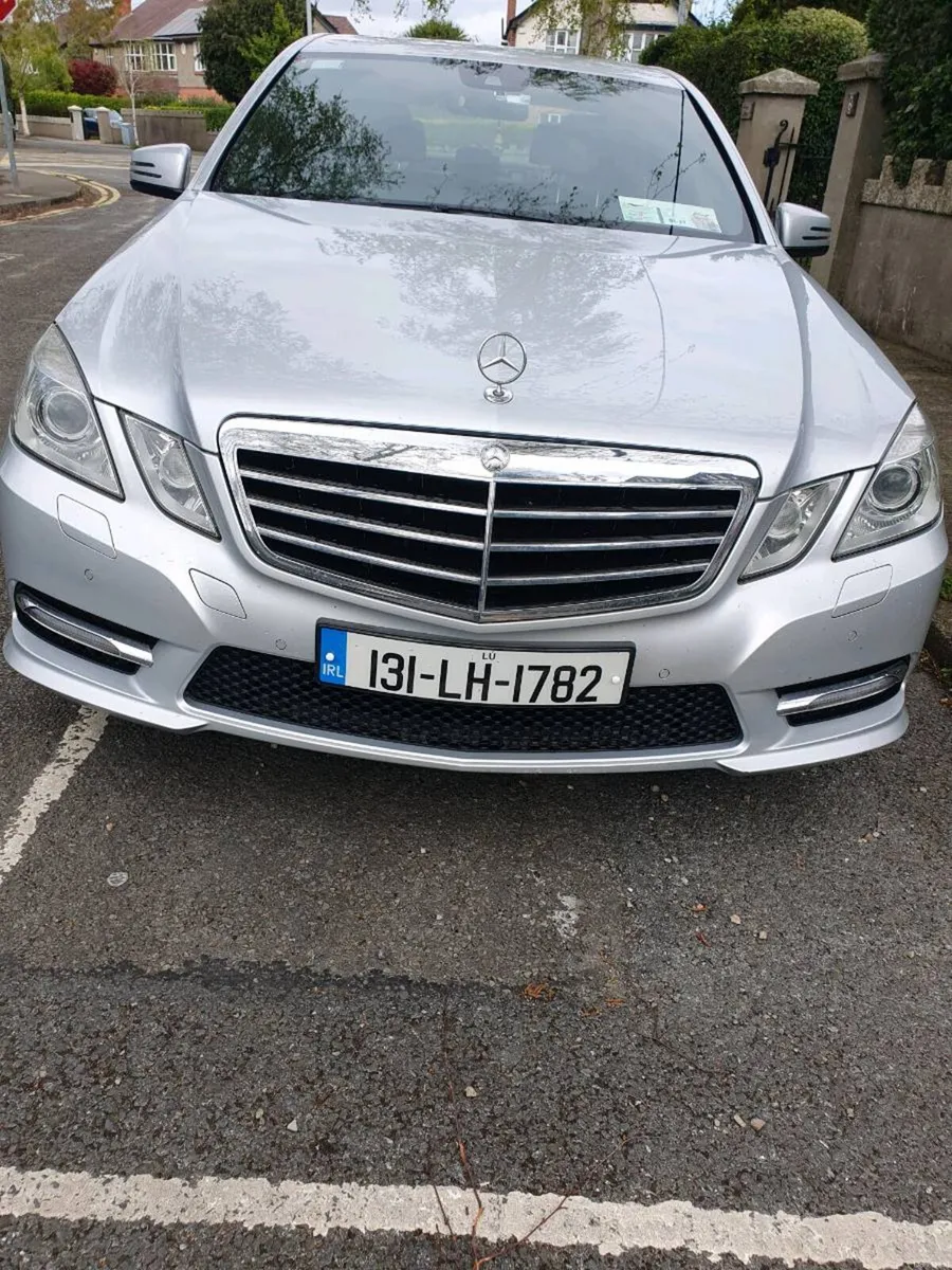131 Mercedes E220 - Image 1