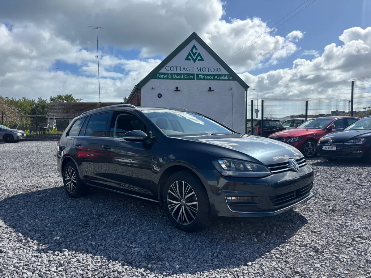 Volkswagen Golf Allstar Estate - Image 2