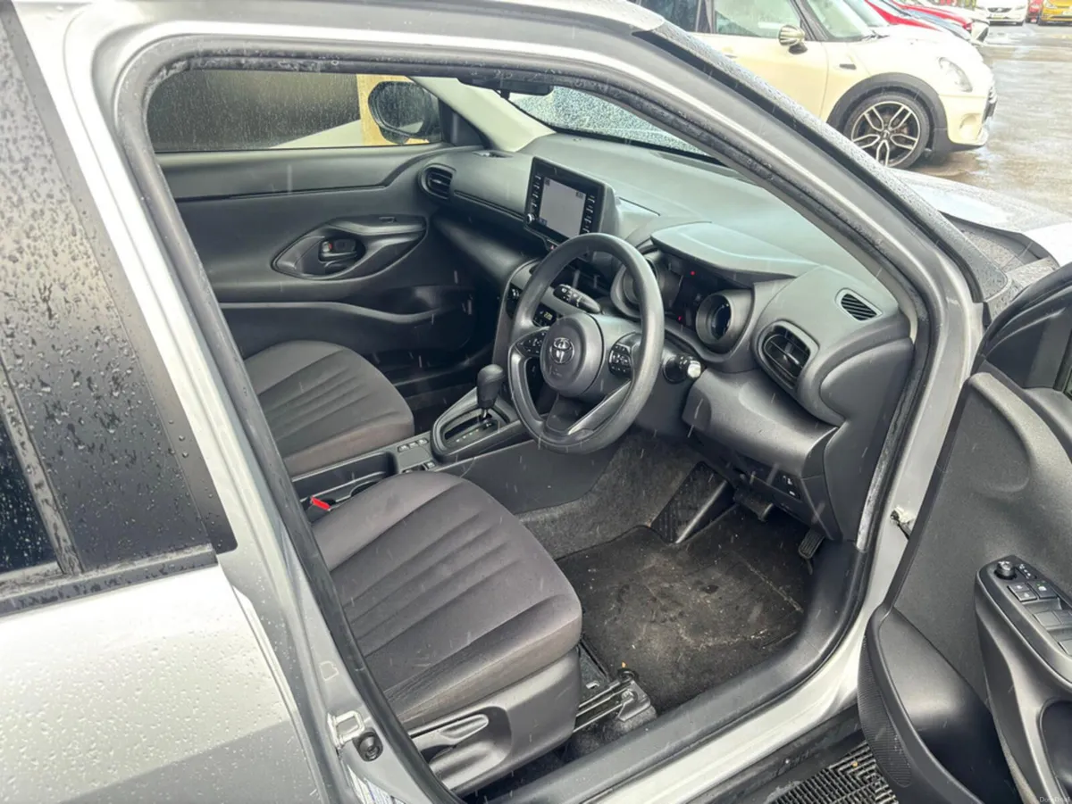 Toyota Yaris Cross Toyota yaris cross 1.5 self cha - Image 4