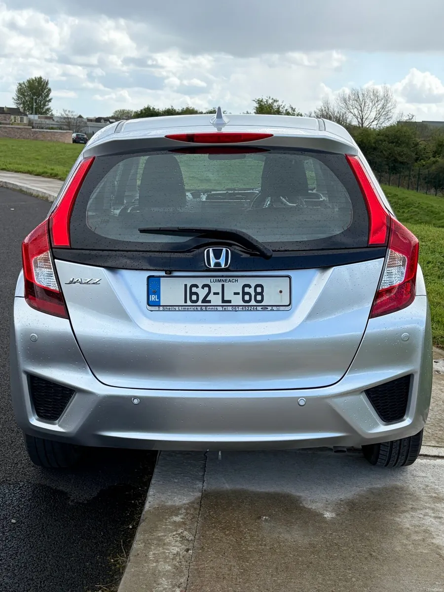 HONDA FIT 2016 NCT 10/26 TAX 09/26 70 KM🚗 - Image 3