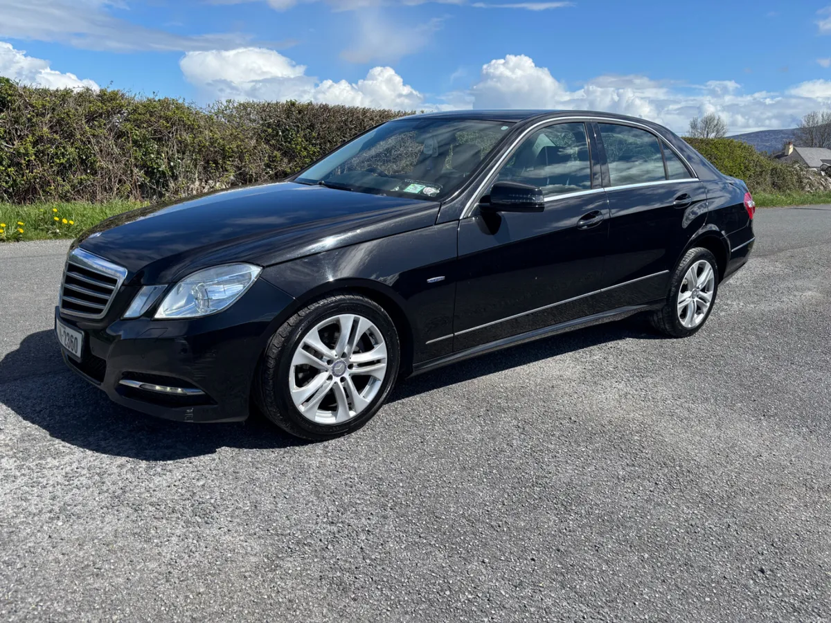 Mercedes-Benz E-Class 2012 e220 cdi - Image 3