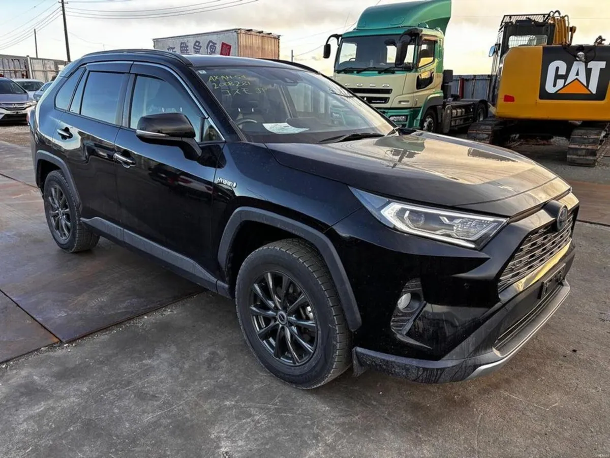 Toyota RAV4 G Leather seats - Image 3