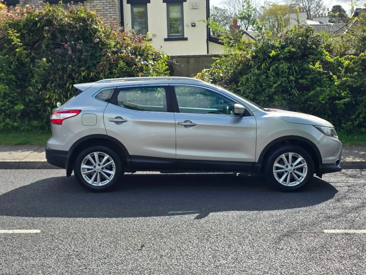 Nissan Qashqai 1.5 SV MY16 Sp+nc E6 4DR - Image 2
