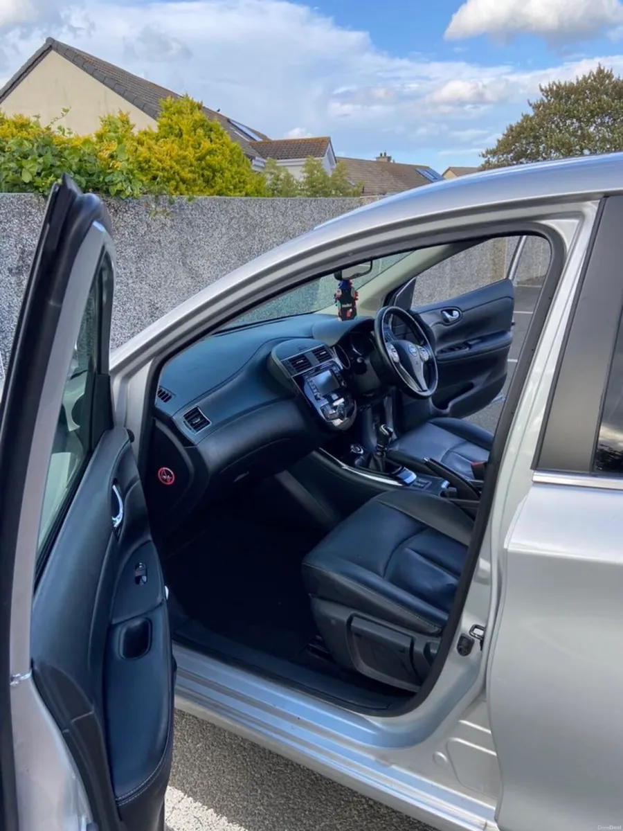 2016 Nissan pulsar tekna model 1.5 diesel - Image 3