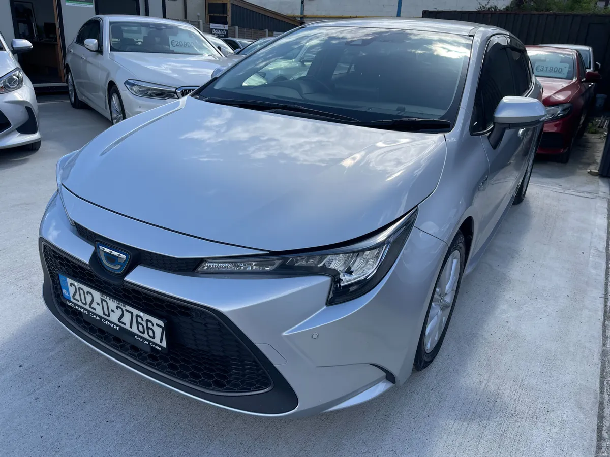 202 Toyota Corolla Hybrid 1.8 Automatic Touring - Image 3