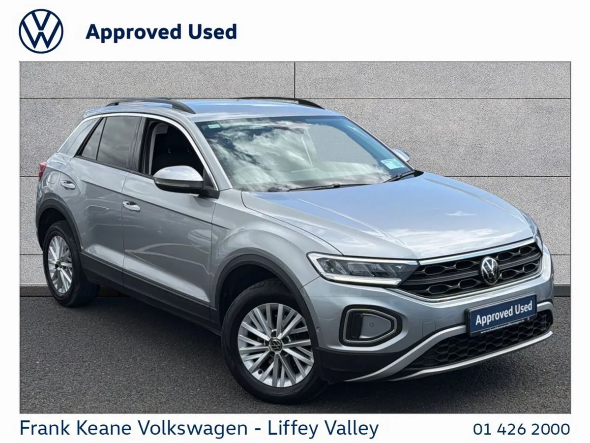 Volkswagen T-Roc LIFE 1.0 TSI 110HP *PYRITE SILVER - Image 1