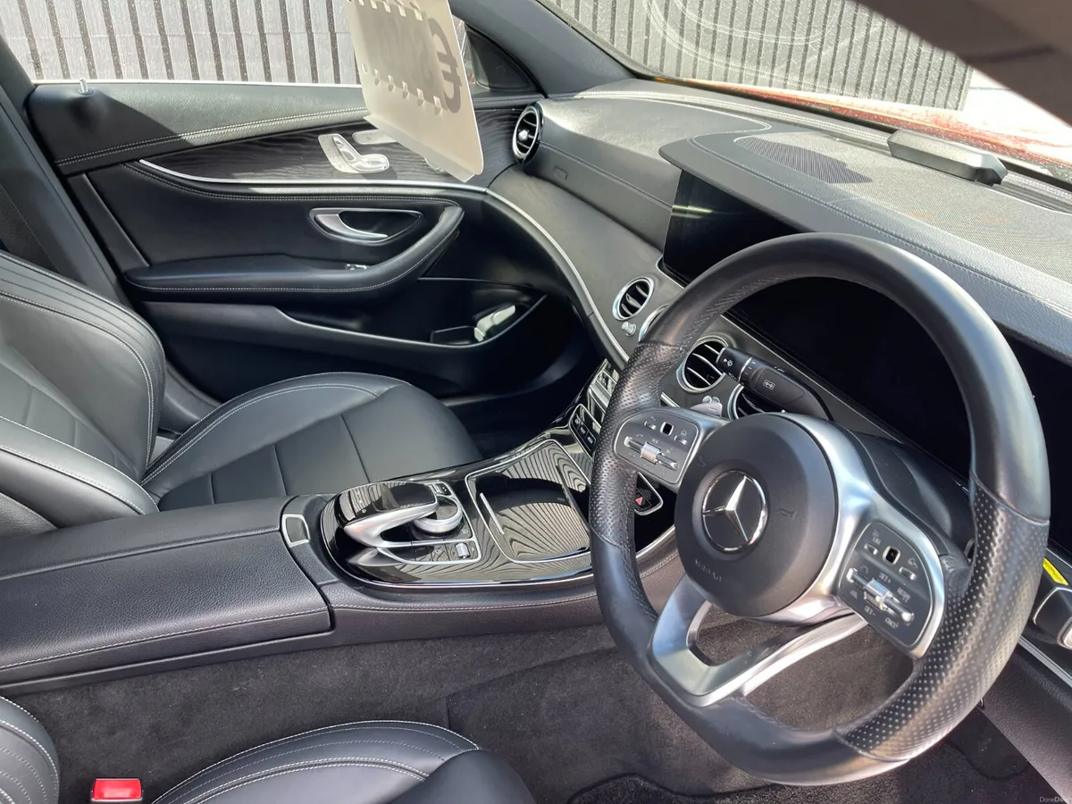 2019 Mercedes-Benz E220D AMG Line 4dr Model - Image 4