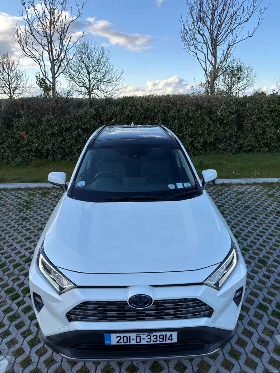 Toyota RAV4 Hybrid 4WD Auto HIGH SPEC - Image 2