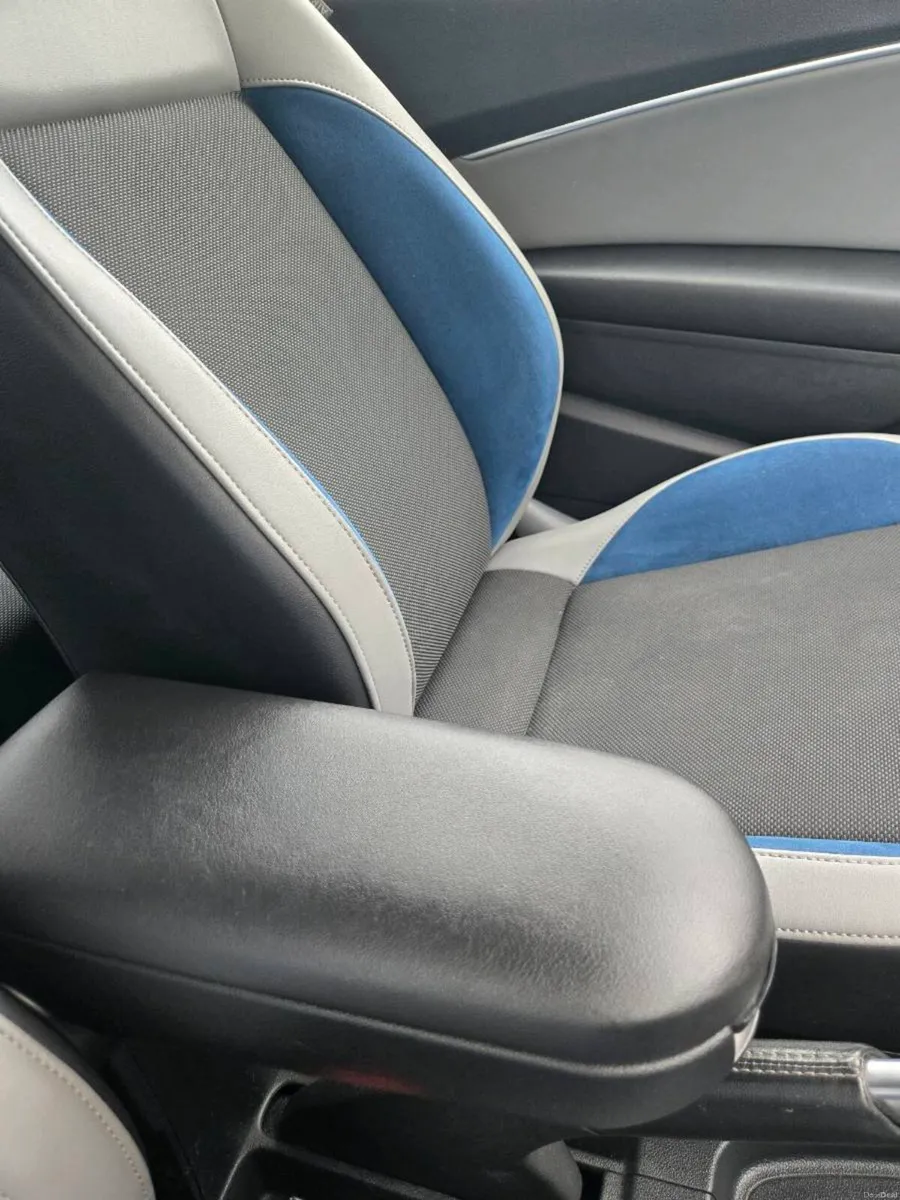2015 Volkswagen Polo Blue GT 1.4 Tsi Auto 3 Dr - Image 4