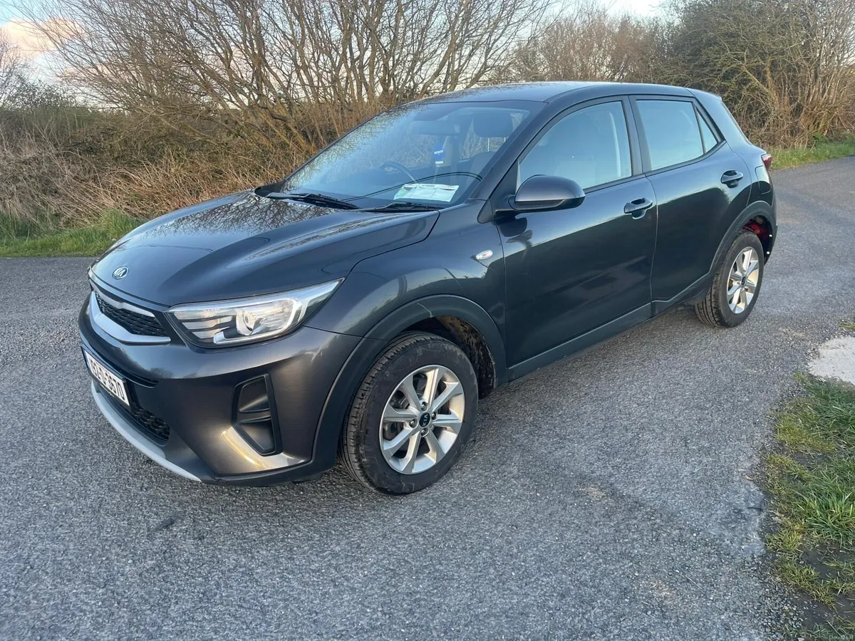 2019 Kia Stonic - Image 2