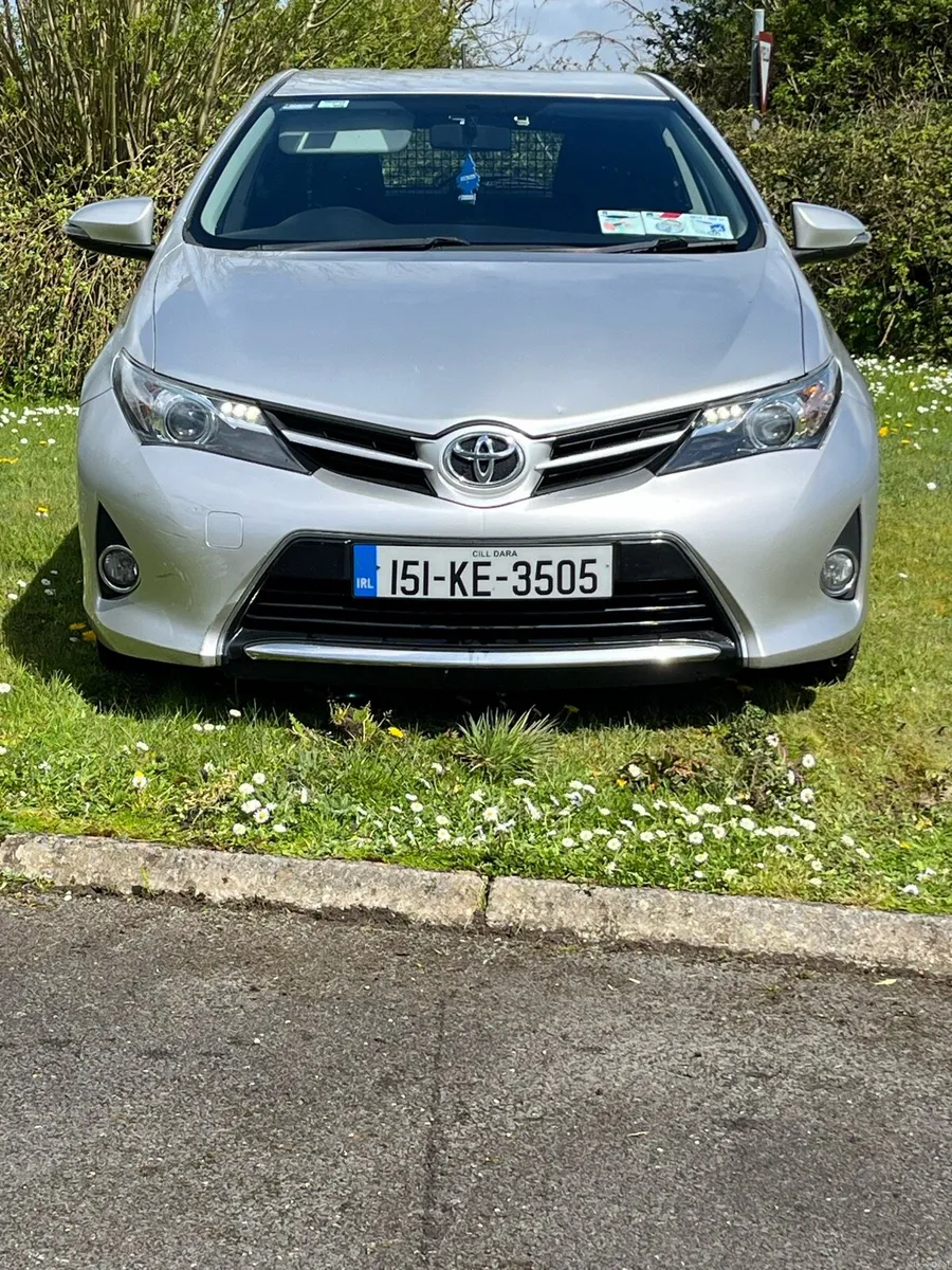 Toyota Auris CAR VAN - Image 2