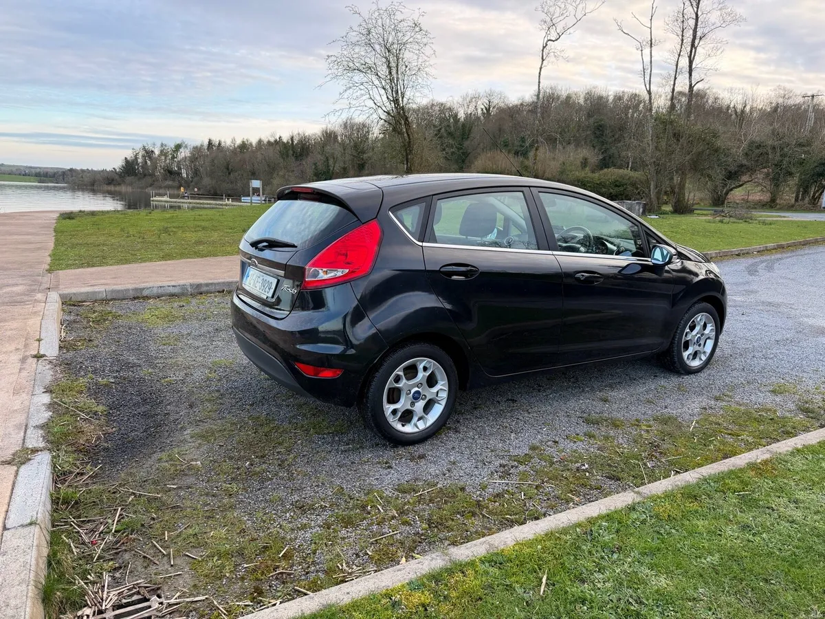 Ford Fiesta - Image 4