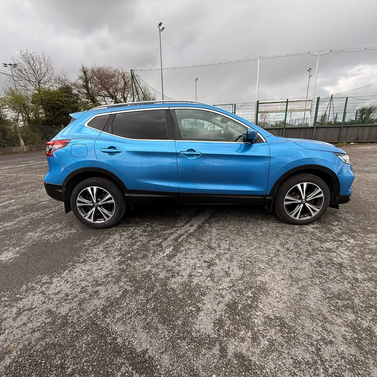Nissan Qashqai  NCT 05.28 *SUN ROOF* - Image 4