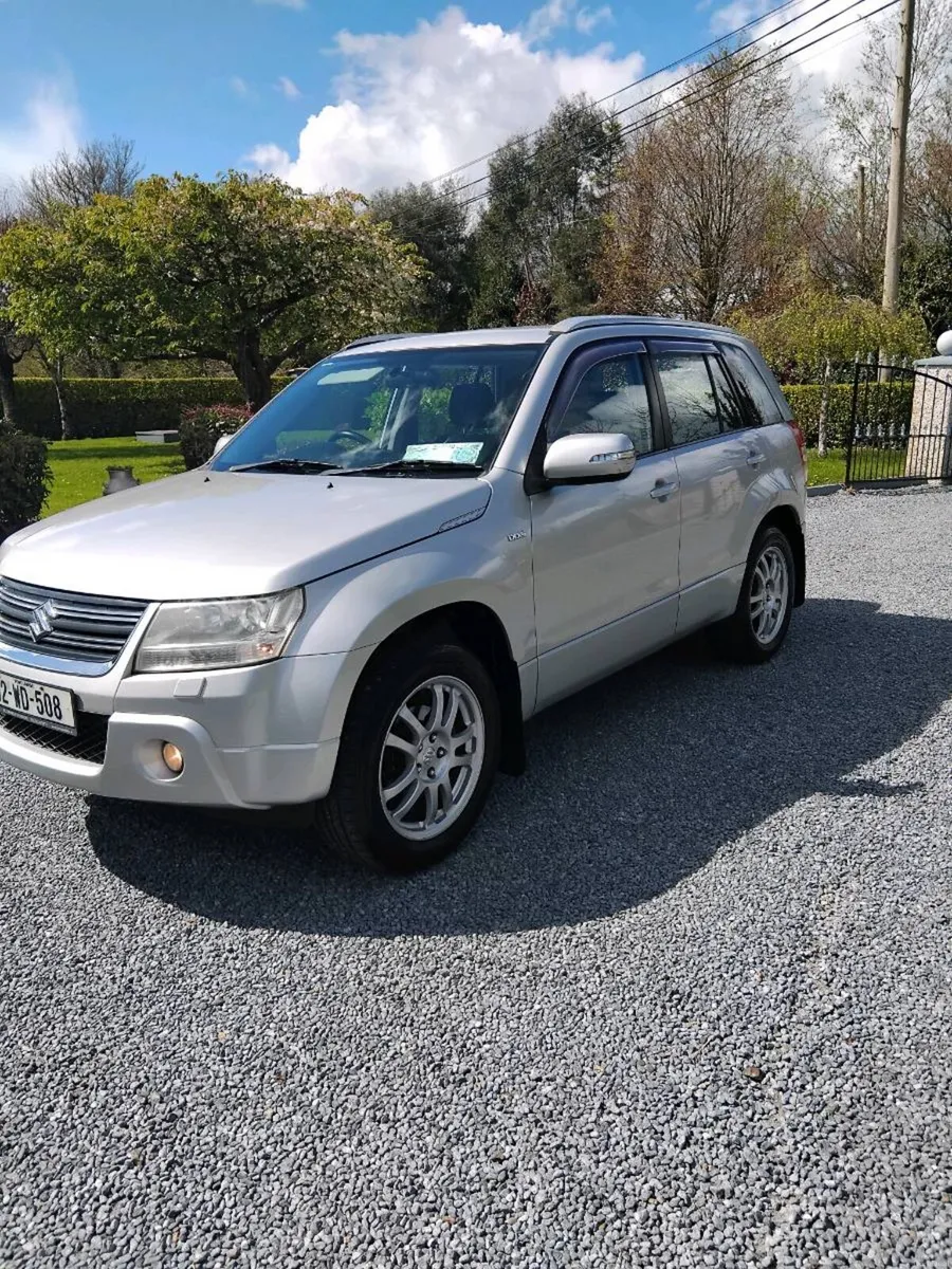 12 SUZUKI Vitara  4x4 NEW NCT LOW KMS - Image 2