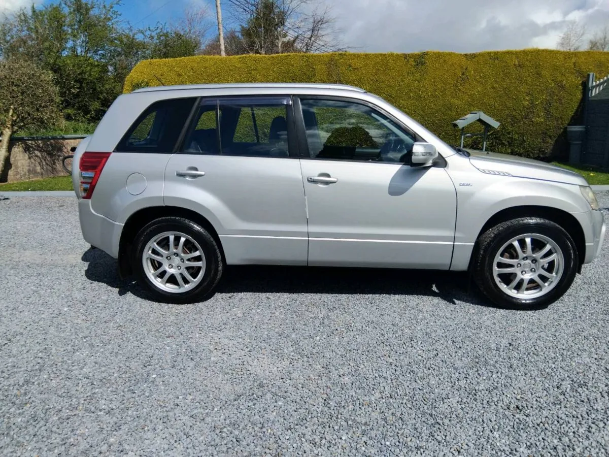 12 SUZUKI Vitara  4x4 NEW NCT LOW KMS - Image 3