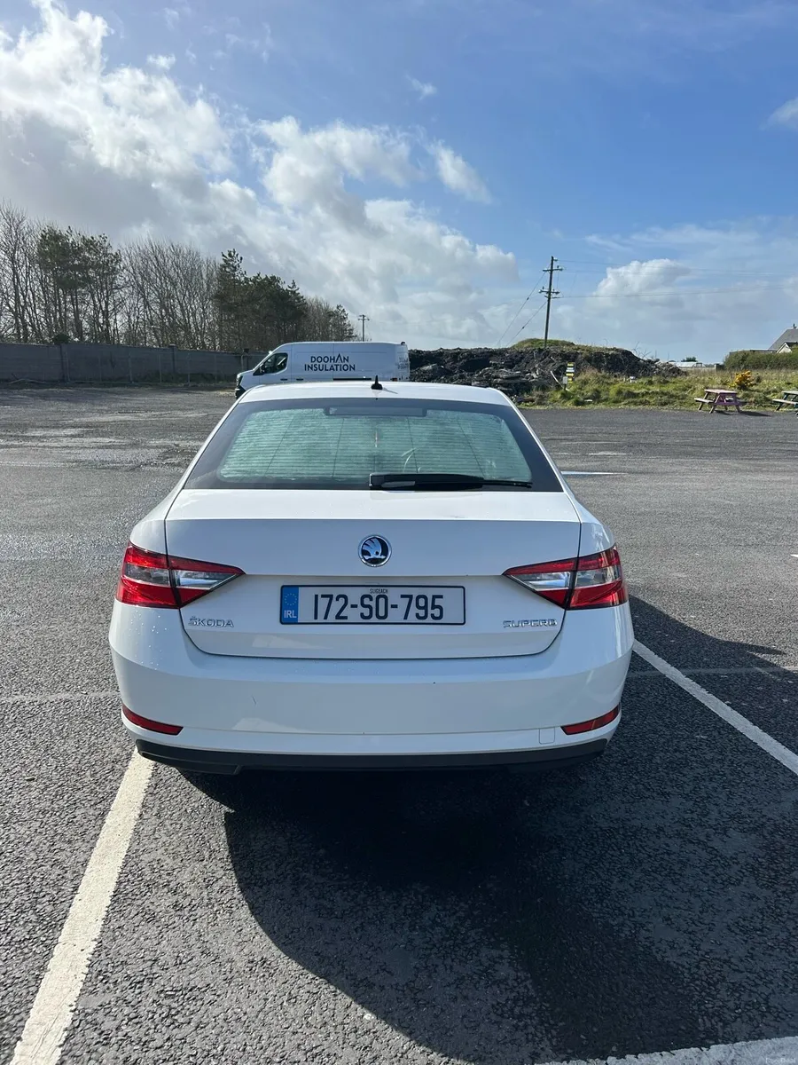 2017 Skoda superb - Image 4