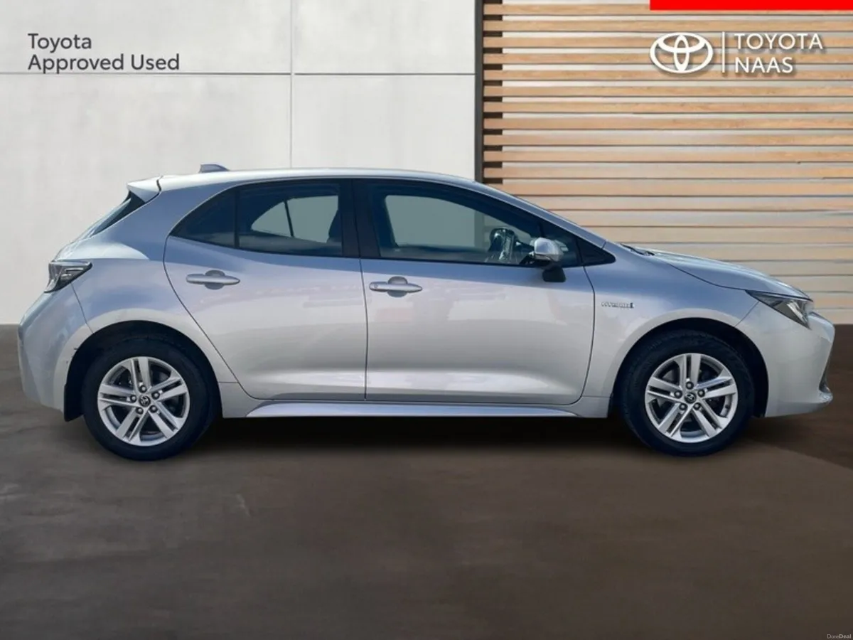 Toyota Corolla COROLLA HYBRID LUNA H/B - Image 3