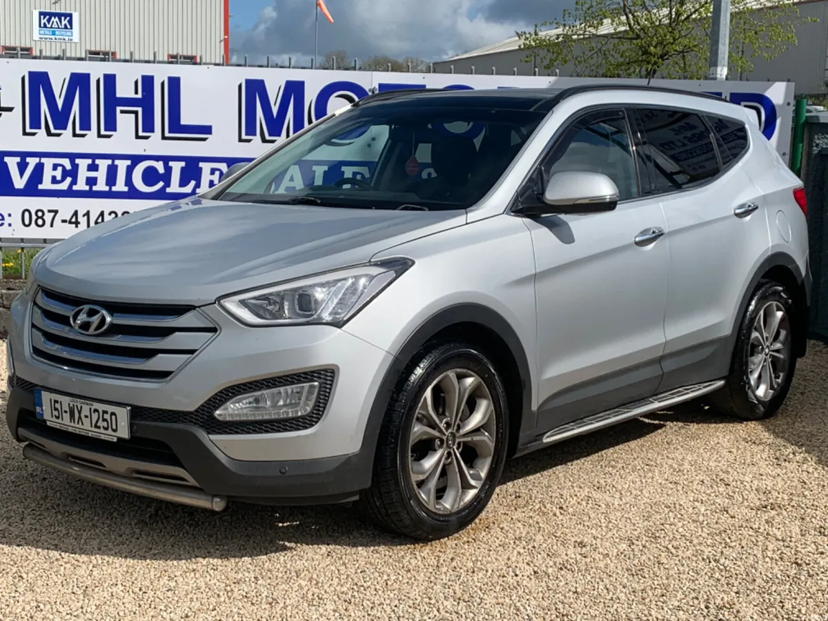 Hyundai Santa Fe 2015 Auto 7 seater Premium 4WD - Image 3
